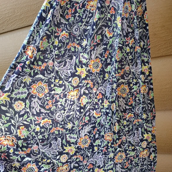 Scarf - Picture 2 of 6